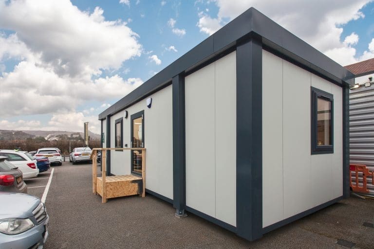 QSpace - Modular Building