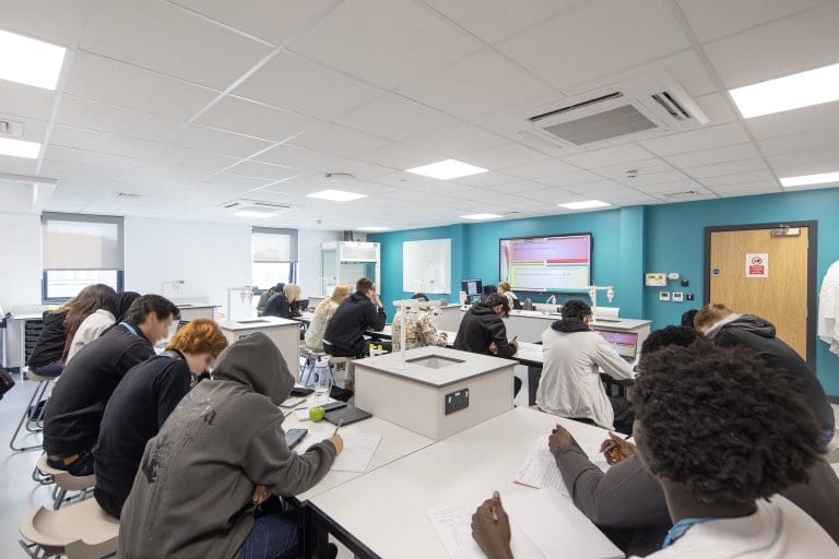 Leeds Sixth Form College 040